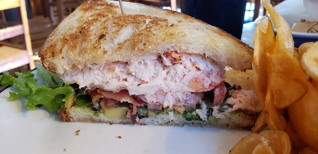 The Sagamore Inn Restaurant | restaurant | 1131 Sandwich Rd, Sagamore, MA 02561, USA | 5088889707 OR +1 508-888-9707