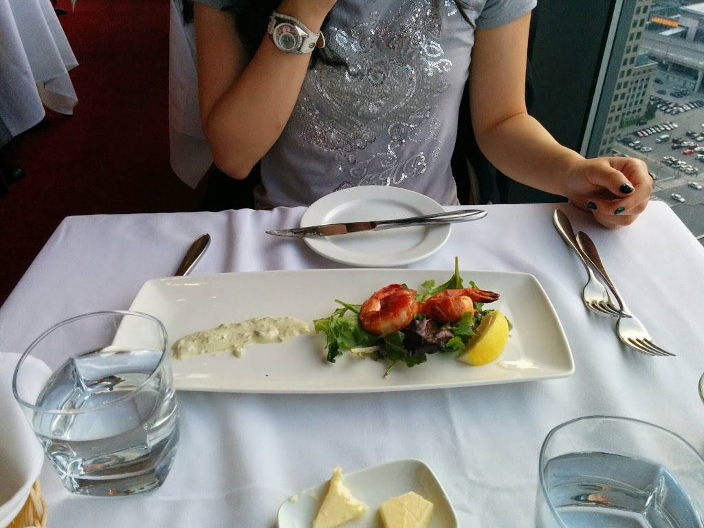 Toula Restaurant & Bar | restaurant | 1 Harbour Square floor 38th, Toronto, ON M5J 1A6, Canada | 4167772002 OR +1 416-777-2002