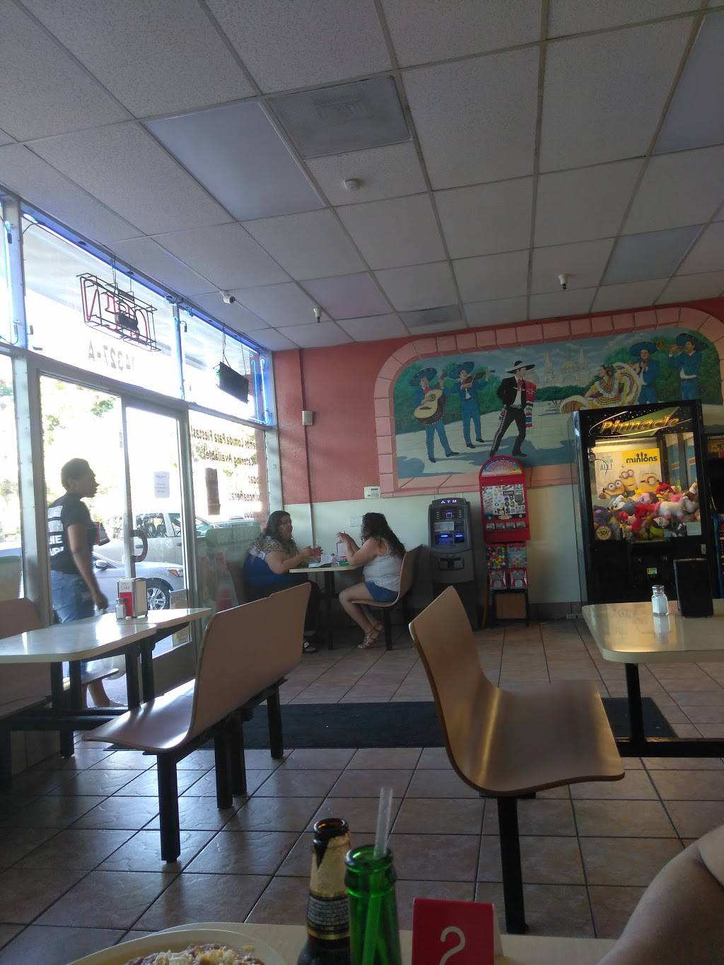 Guadalajara Meat Market | restaurant | 14327 E 14th St, San Leandro, CA 94578, USA | 5106149607 OR +1 510-614-9607