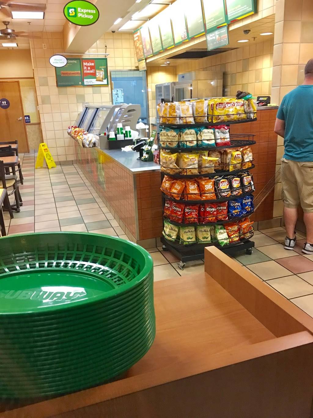 Subway | restaurant | 27923 Greenspot Rd B, Highland, CA 92346, USA | 9098624250 OR +1 909-862-4250