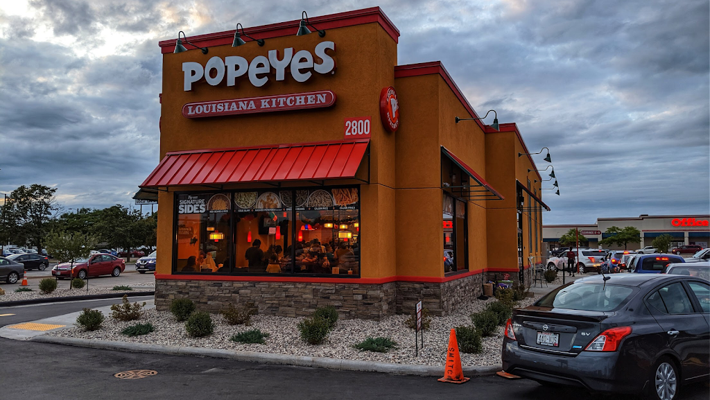 Popeyes Louisiana Kitchen | restaurant | 2800 W College Ave, Appleton, WI 54914, USA | 9202574222 OR +1 920-257-4222