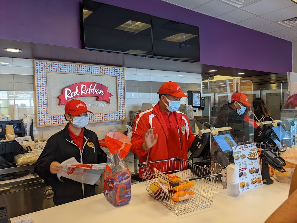 Red Ribbon | bakery | 13421 Westheimer Rd Unit G, Houston, TX 77082, USA | 7135651115 OR +1 713-565-1115