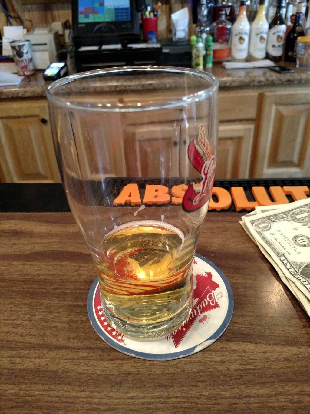 Kamps Bar and Grill | restaurant | 303 Williams St, Combined Locks, WI 54113, USA | 9207889945 OR +1 920-788-9945