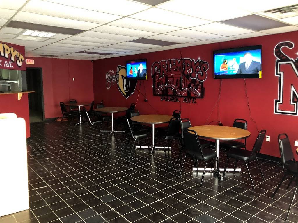 Crumpy’s Hot Wings Park & Getwell | restaurant | 3950 Park Ave, Memphis, TN 38111, USA | 9014543386 OR +1 901-454-3386