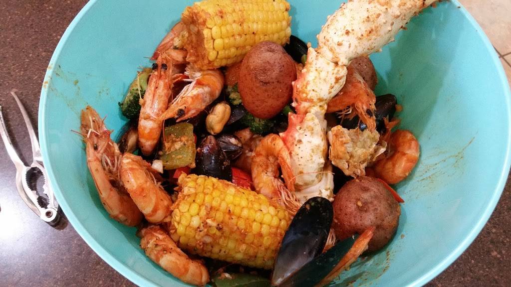 Smashin Crab | restaurant | 8910 Bandera Rd #305, San Antonio, TX 78250, USA | 2105097702 OR +1 210-509-7702