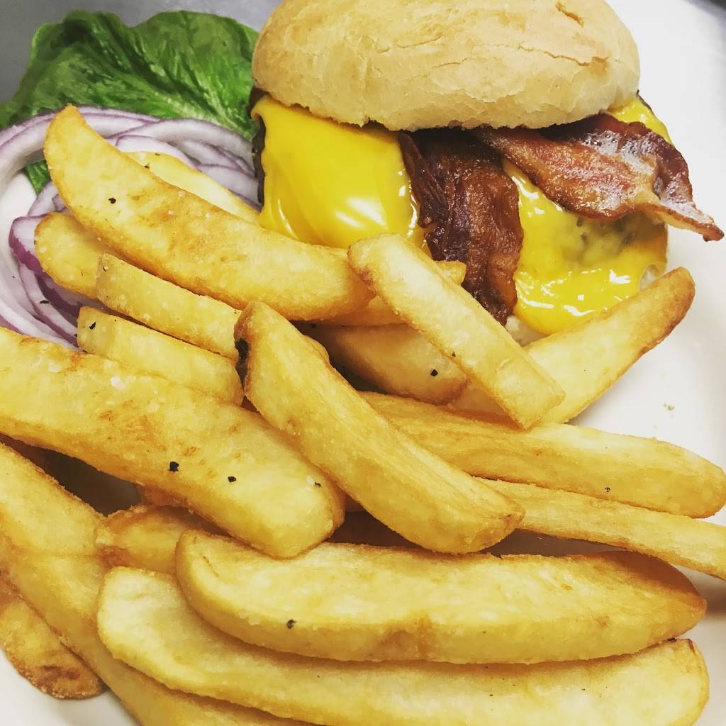 The Brick Oven | restaurant | 13373 Smith Rd, Middleburg Heights, OH 44130, USA | 4405451274 OR +1 440-545-1274