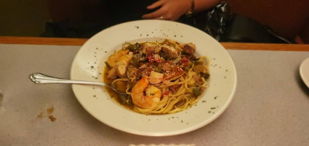 Christophers | restaurant | 2816 Beaver Ave, Des Moines, IA 50310, USA | 5152743694 OR +1 515-274-3694