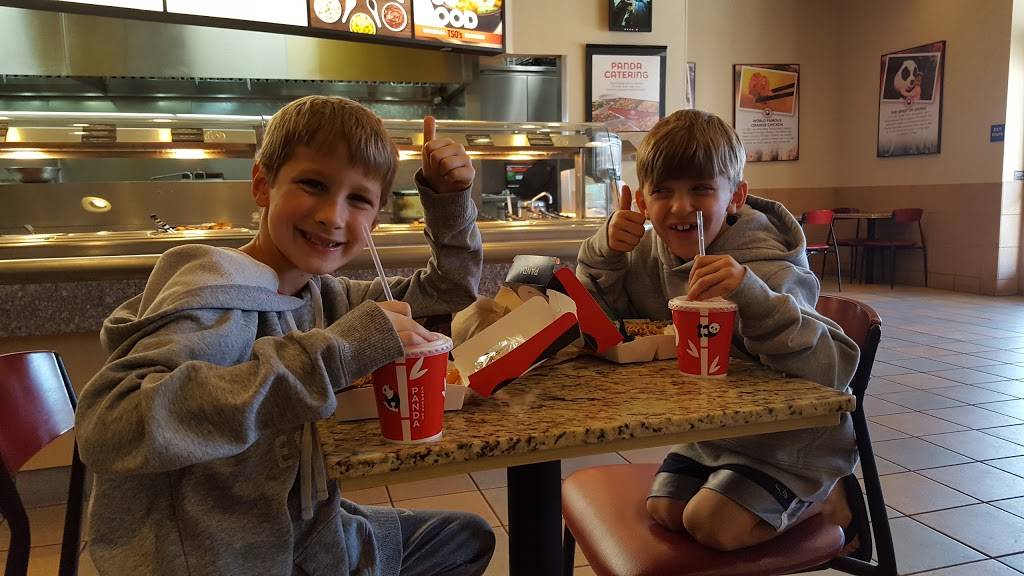 Panda Express | meal takeaway | 25902 McBean Pkwy, Santa Clarita, CA 91355, USA | 6612881507 OR +1 661-288-1507