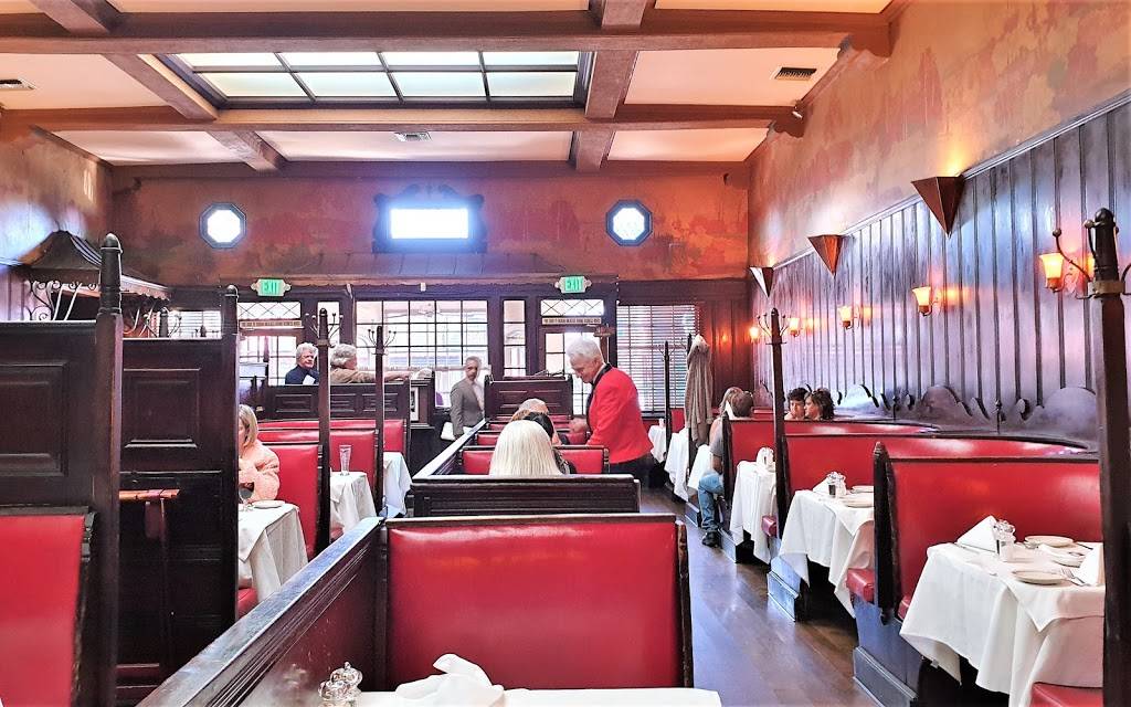 Musso & Frank Grill | restaurant | 6667 Hollywood Blvd, Hollywood, CA 90028, USA | 3234677788 OR +1 323-467-7788