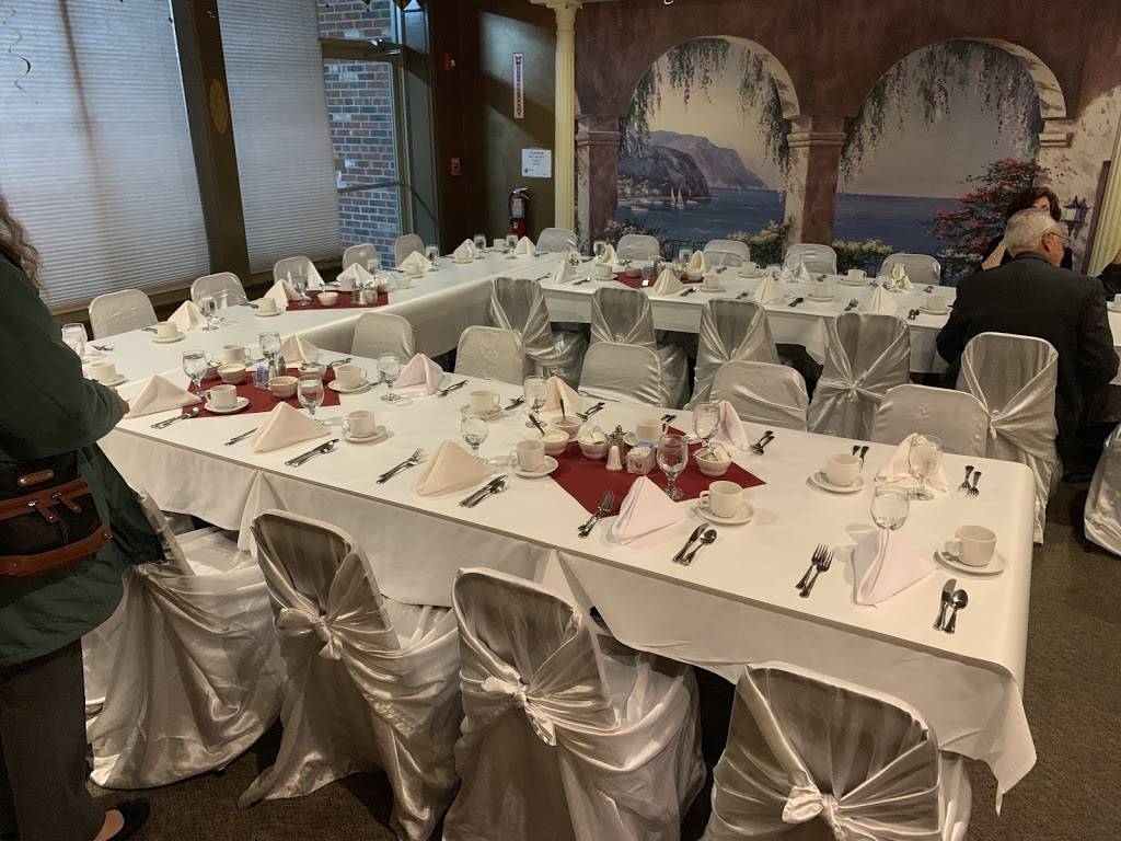 Lillians | restaurant | 2200 Penfield Rd # 11, Penfield, NY 14526, USA | 5853771300 OR +1 585-377-1300