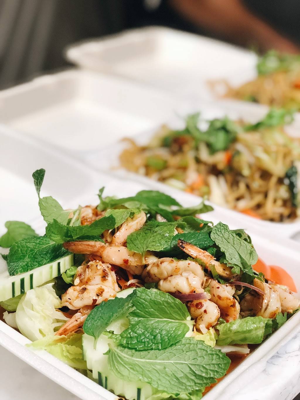 Sri Siam Cafe | restaurant | 12843 Vanowen St, North Hollywood, CA 91605, USA | 8189826262 OR +1 818-982-6262