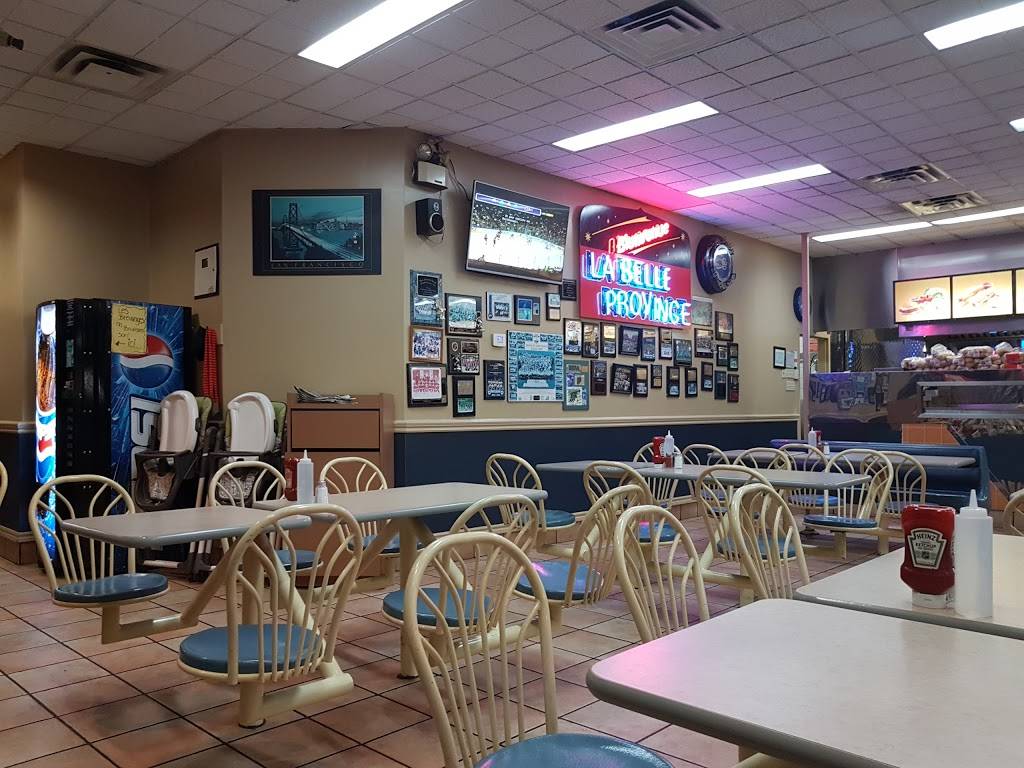 Restaurant La Belle Province | restaurant | 6075 Chemin de Chambly, Saint-Hubert, QC J3Y 3R6, Canada | 4506565384 OR +1 450-656-5384