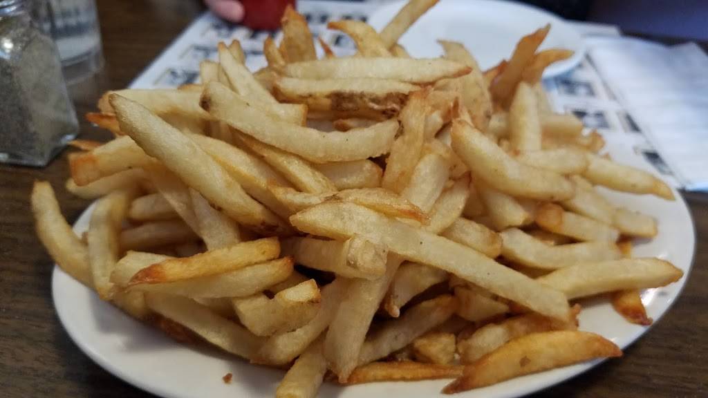 Harvest | restaurant | 4 Cronin Rd, Queensbury, NY 12804, USA | 5187936233 OR +1 518-793-6233