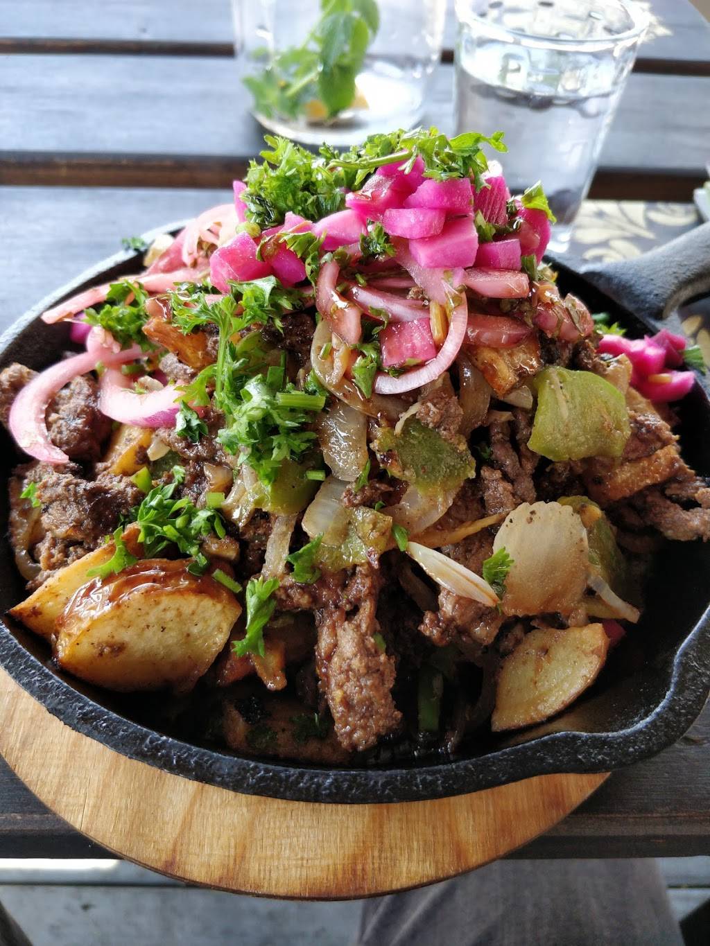 Maros | restaurant | 135 Kerr St, Oakville, ON L6K 3A6, Canada | 2898372389 OR +1 289-837-2389