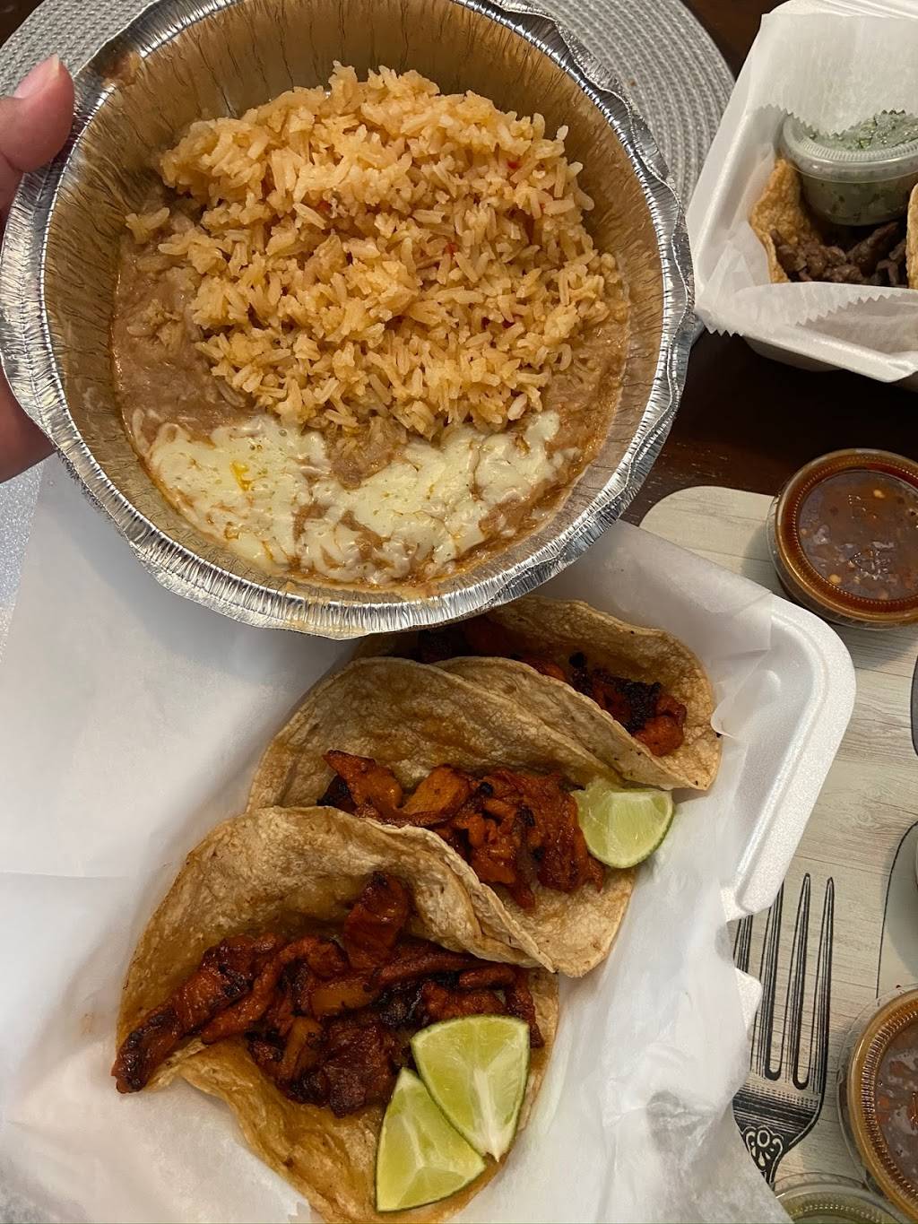 4 Tacos Locos | restaurant | 3400 Augusta Rd, Greenville, SC 29605, USA | 8644517804 OR +1 864-451-7804