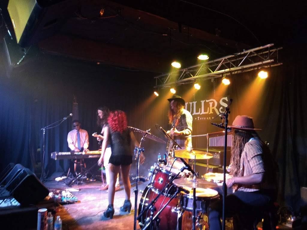 Ullrs Tavern | restaurant | 78415 US-40, Winter Park, CO 80482, USA | 9707263026 OR +1 970-726-3026