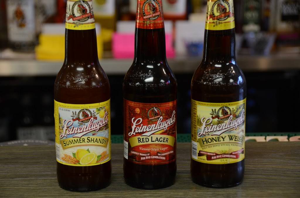 Sipps Bar -N- Grill | restaurant | 507 Madison Ave, Cascade, WI 53011, USA | 9205236001 OR +1 920-523-6001