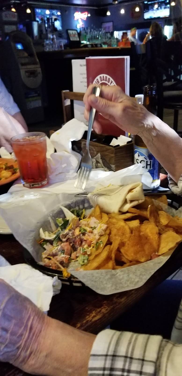 Big Daddys Edwardsville | restaurant | 132 N Main St, Edwardsville, IL 62025, USA | 6186569706 OR +1 618-656-9706