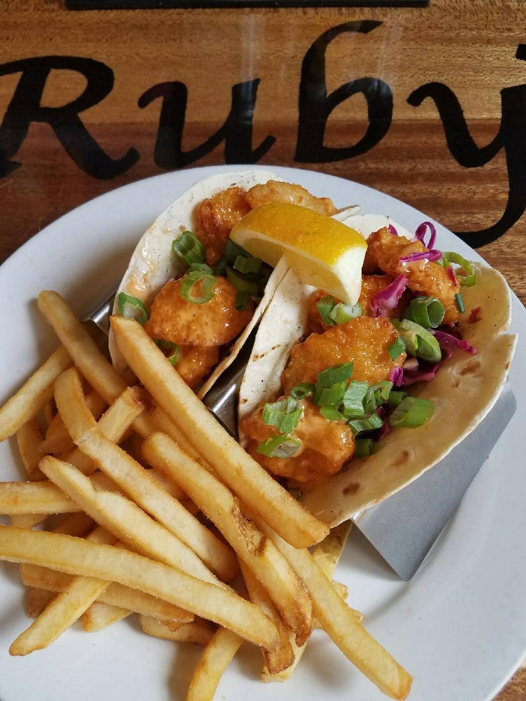 Rubys Wood Grill | restaurant | 433 US-1, York, ME 03909, USA | 2073637980 OR +1 207-363-7980