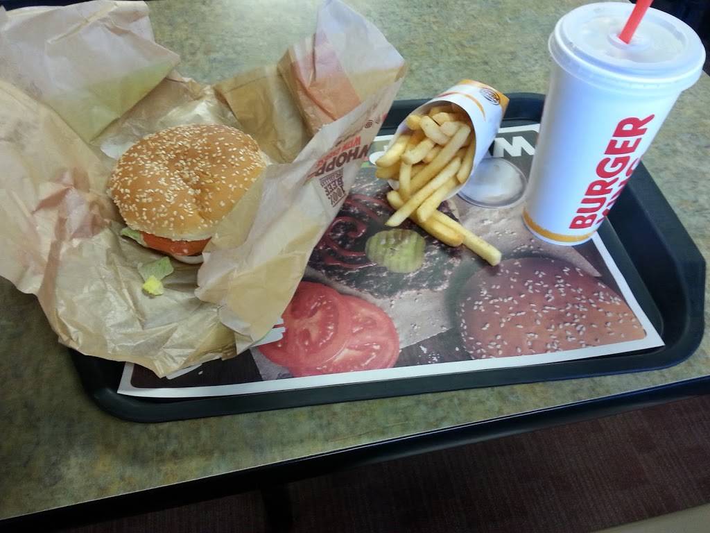 Burger King | restaurant | 4605 Hiawatha Ave, Minneapolis, MN 55406, USA | 6127299559 OR +1 612-729-9559