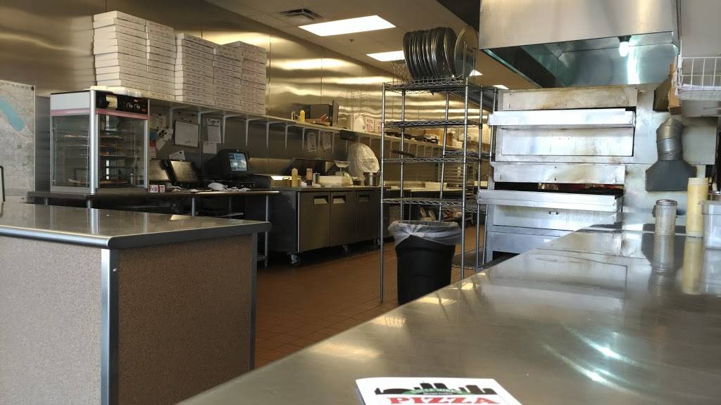 Uncle Mikes Hometown Pizza | restaurant | 3700 Milton Ave, Camillus, NY 13031, USA | 3154680676 OR +1 315-468-0676