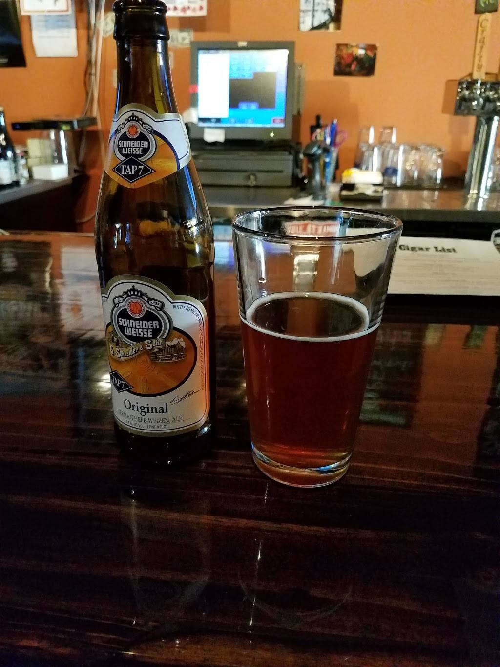 Crafty Beer, Wine & Spirits | restaurant | 2005 Fairview Rd, Raleigh, NC 27608, USA | 9196153008 OR +1 919-615-3008