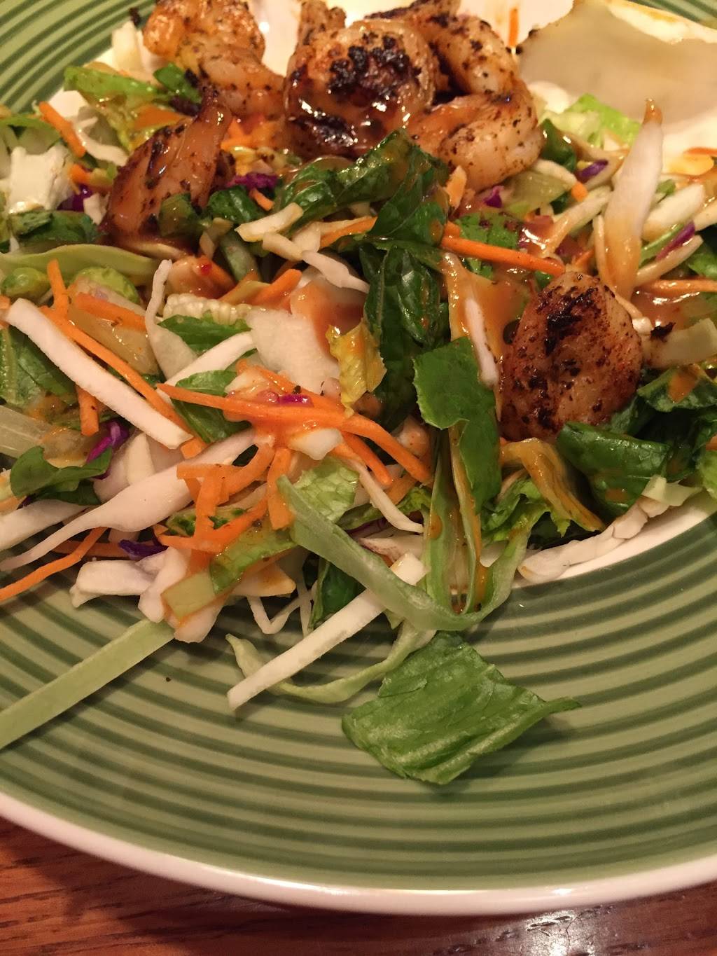 Applebees Grill + Bar | restaurant | 2105 N Squirrel Rd, Auburn Hills, MI 48326, USA | 2483734659 OR +1 248-373-4659