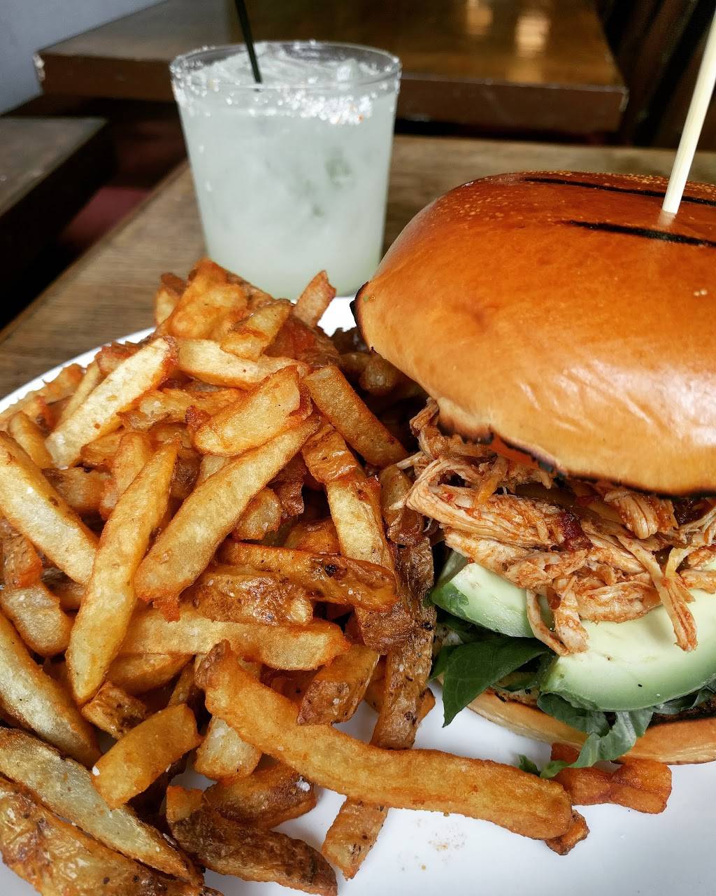 Koda | restaurant | 985 Flushing Ave, Brooklyn, NY 11206, USA | 3472234026 OR +1 347-223-4026