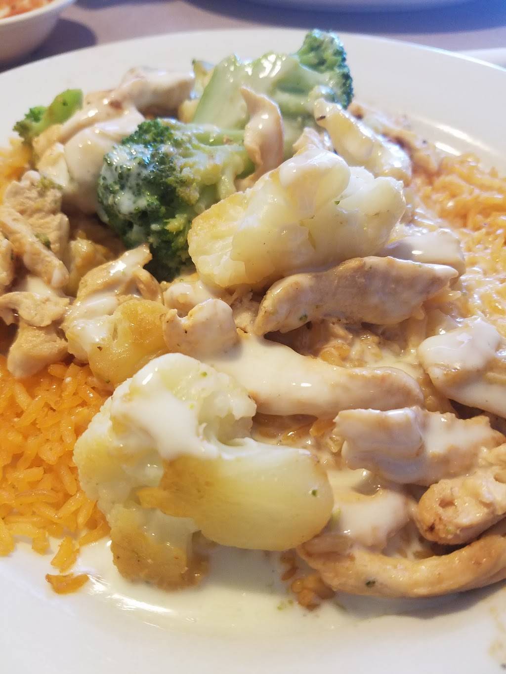 Mi Patron | restaurant | 1208 Perrowville Rd, Forest, VA 24551, USA | 4345259482 OR +1 434-525-9482