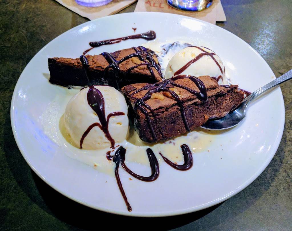 Applebees Grill + Bar | restaurant | 23099 W Outer Dr, Allen Park, MI 48101, USA | 3132744540 OR +1 313-274-4540