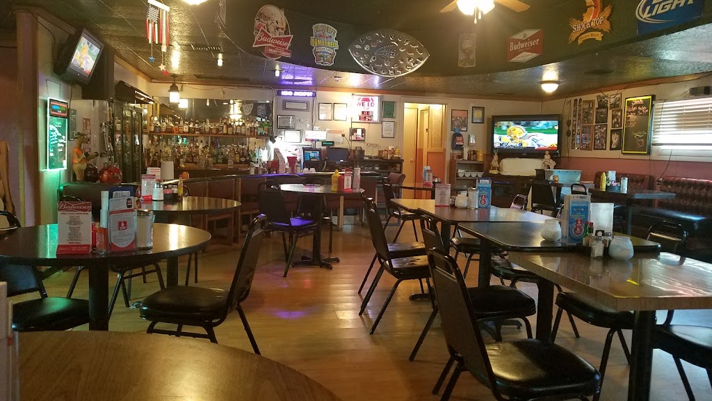 Chalet Restaurant | night club | 109115 US-97, Chemult, OR 97731, USA | 5413654496 OR +1 541-365-4496