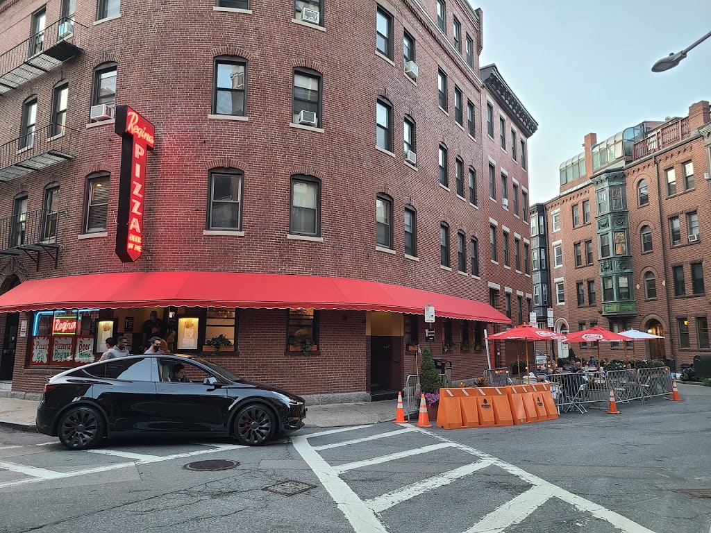 Regina Pizzeria | restaurant | 11 1/2 Thacher St, Boston, MA 02113, USA | 6172270765 OR +1 617-227-0765