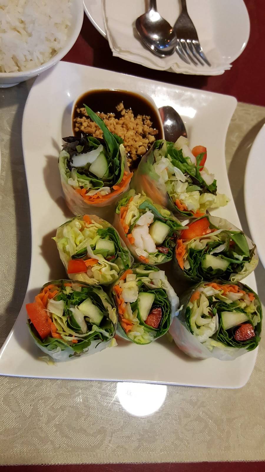 Thai Elephant Restaurant | restaurant | 16610 Lorain Ave, Cleveland, OH 44111, USA | 2166719999 OR +1 216-671-9999