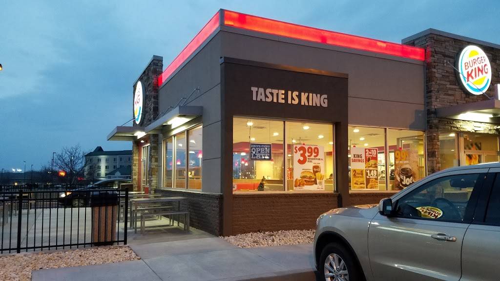 Burger King | restaurant | 17532 Valley Mall Rd, Hagerstown, MD 21740, USA | 3015824447 OR +1 301-582-4447