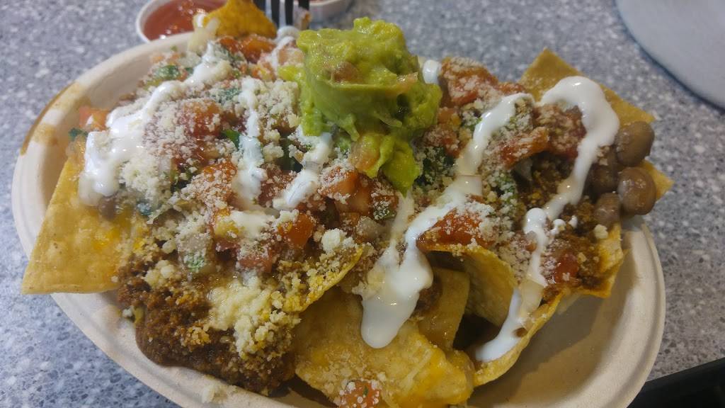 Carls Jr. | restaurant | 3621 E Imperial Hwy, Lynwood, CA 90262, USA | 3106314833 OR +1 310-631-4833