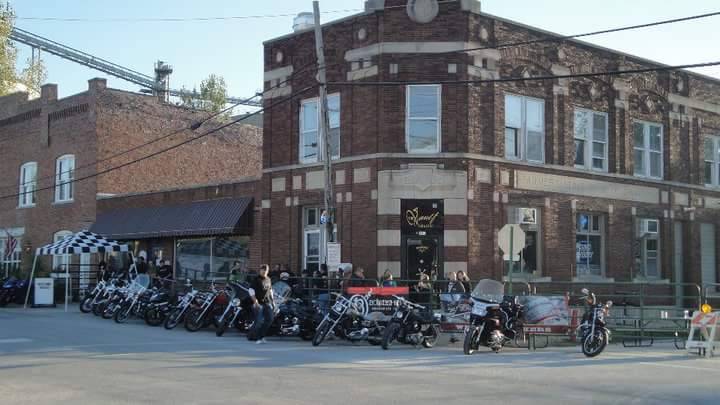 The Vault Bar and Grill Inc. | restaurant | 101 W Exchange St, Danvers, IL 61732, USA | 3099636361 OR +1 309-963-6361