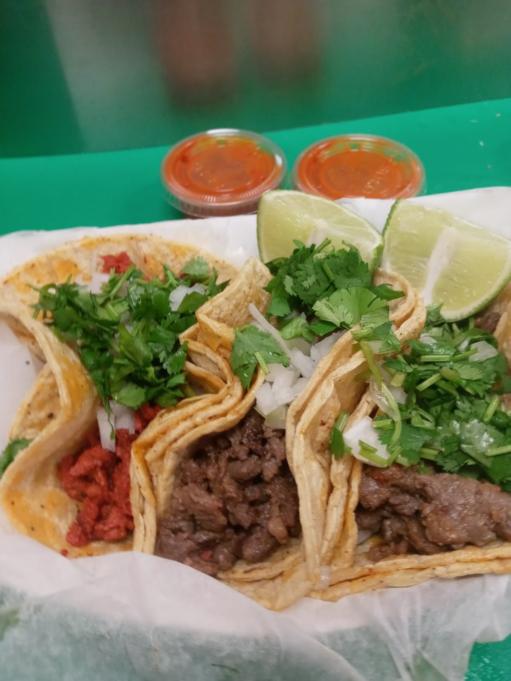 Los Chapines Tortilleria | restaurant | 1051 Elmhurst Rd Suit I, J, Des Plaines, IL 60016, USA | 2242662996 OR +1 224-266-2996