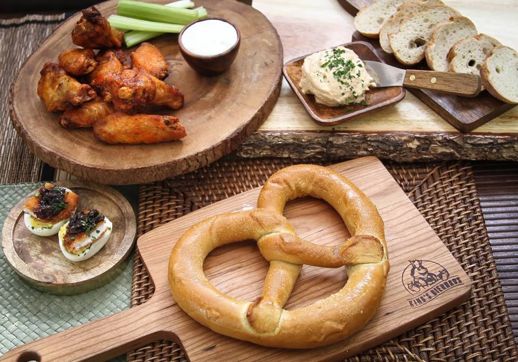 Kings BierHaus | restaurant | 2044 E T C Jester Blvd, Houston, TX 77008, USA | 2819903042 OR +1 281-990-3042