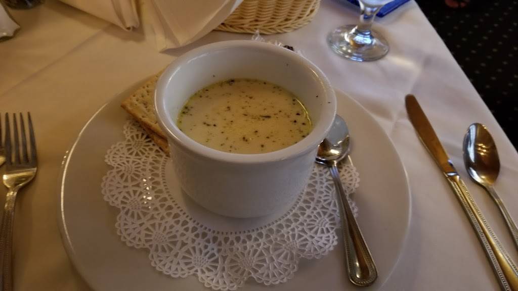 Nantuckets Restaurant | restaurant | 601 Coastal Hwy, Fenwick Island, DE 19944, USA | 3025392607 OR +1 302-539-2607