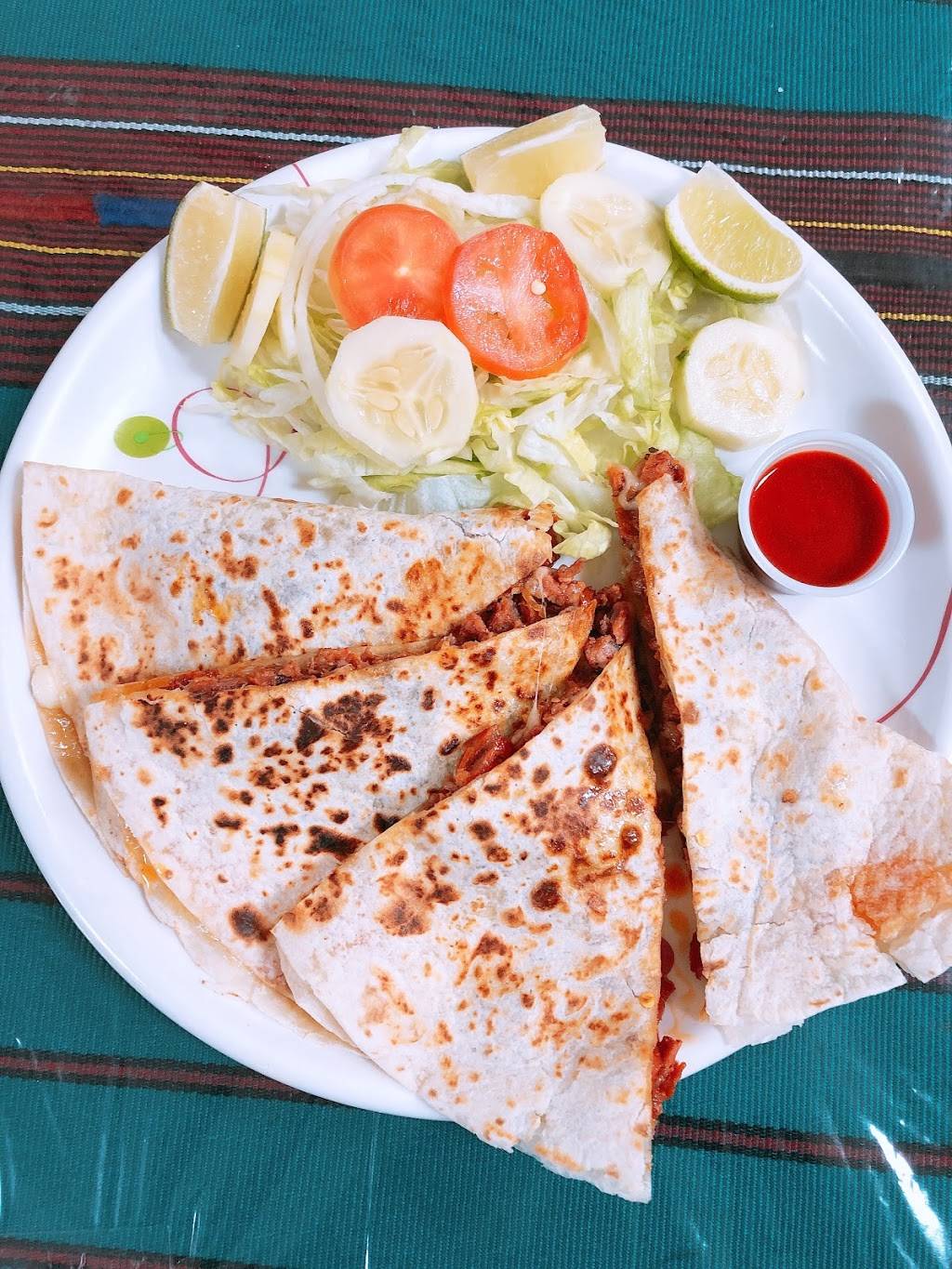 Guatelinda | restaurant | 1766 Westchester Ave, Bronx, NY 10472, USA | 7186841008 OR +1 718-684-1008