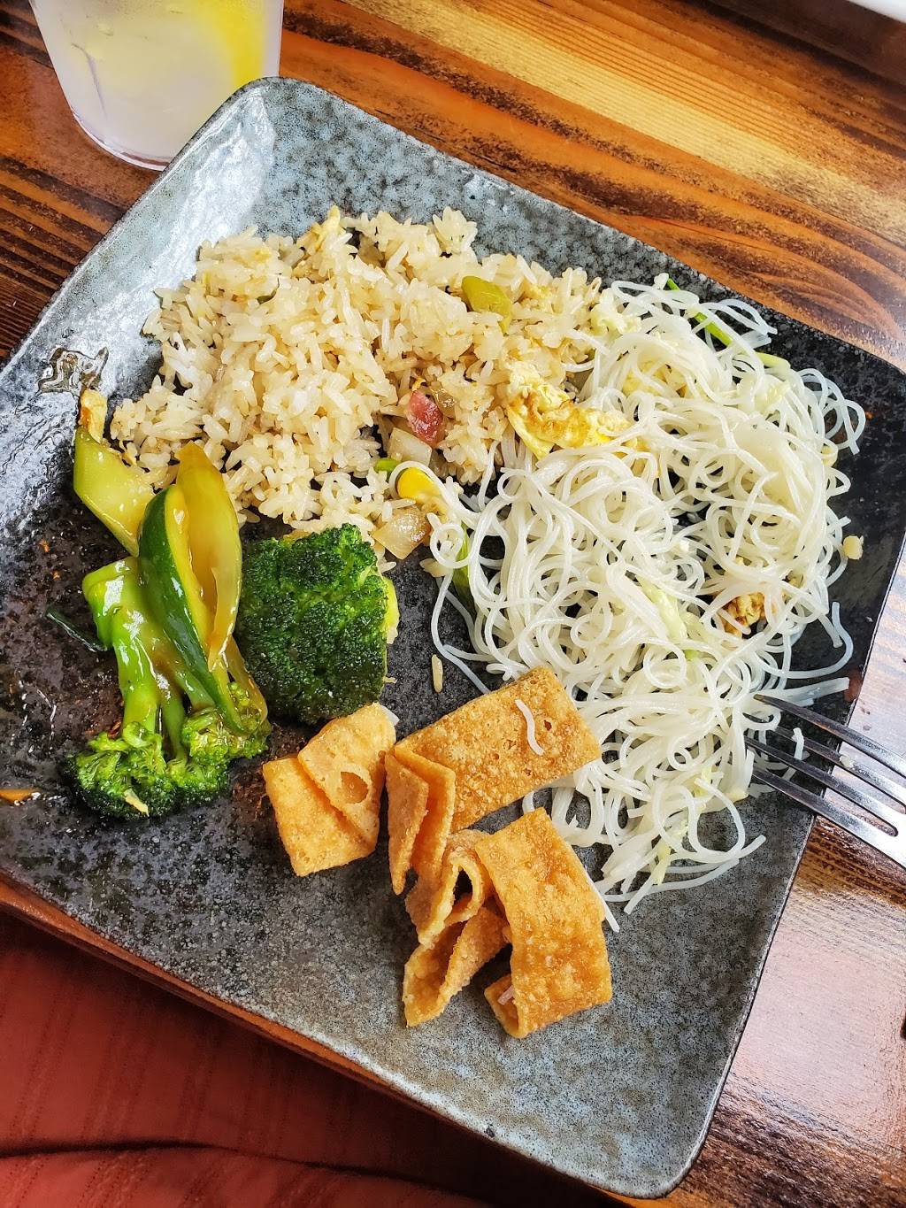 Nigori Gourmet & Sushi Bar | restaurant | 2549 Castle Hayne Rd, Wilmington, NC 28401, USA | 9107692213 OR +1 910-769-2213