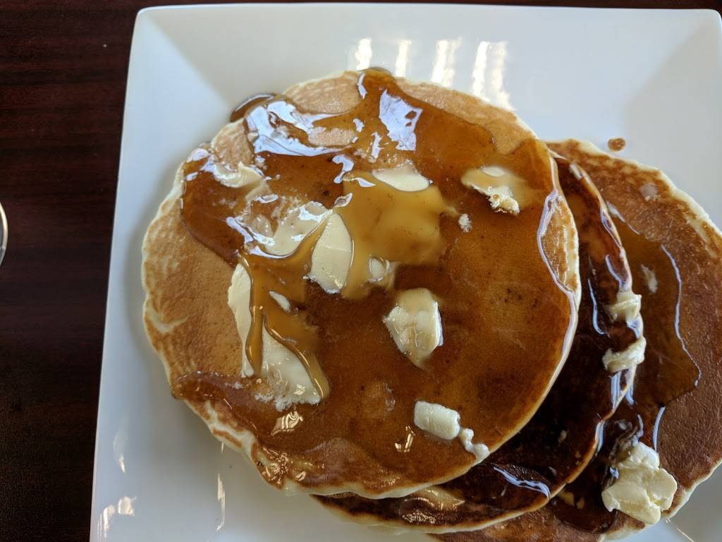 Daybreak | restaurant | 6212 Memphis Ave, Cleveland, OH 44144, USA | 2168621004 OR +1 216-862-1004