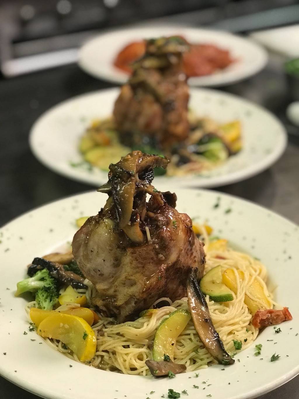 Matts Italian Cuisine | restaurant | 2771 Monument Rd, Jacksonville, FL 32225, USA | 9046464411 OR +1 904-646-4411