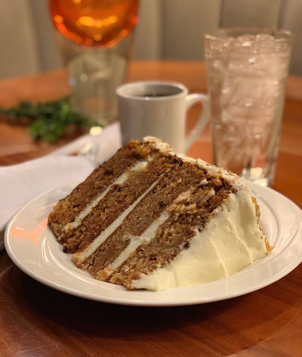 Bridges Dining Company | restaurant | 100 E Front St, Metropolis, IL 62960, USA | 6185246111 OR +1 618-524-6111