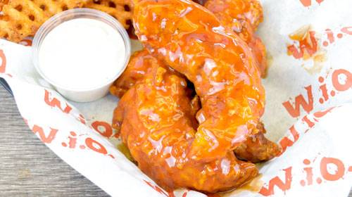 Wing It On! | restaurant | 2526 Hillsborough St Suite 106, Raleigh, NC 27607, USA | 9198905845 OR +1 919-890-5845