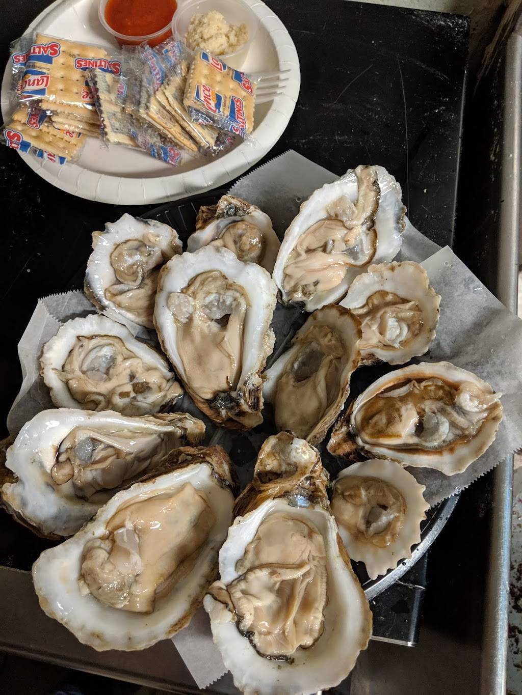 Rhineharts Oyster Bar | restaurant | 305 N Belair Rd, Evans, GA 30809, USA | 7068686850 OR +1 706-868-6850