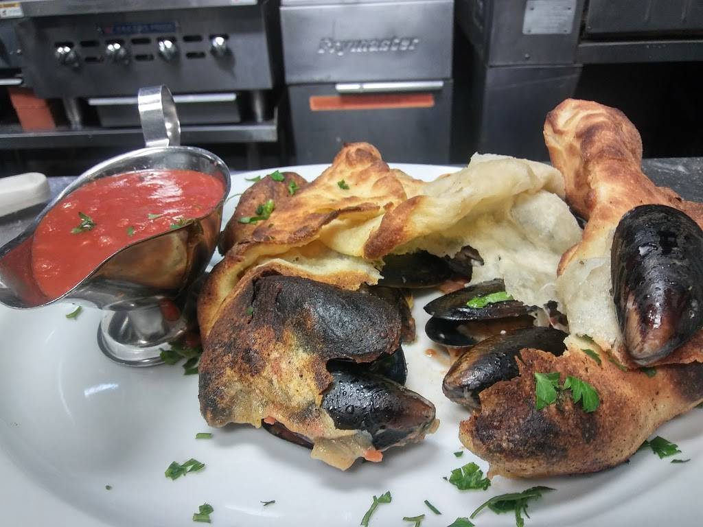 Bella Cucina | restaurant | 27911 Seco Canyon Rd, Santa Clarita, CA 91350, USA | 6612631414 OR +1 661-263-1414