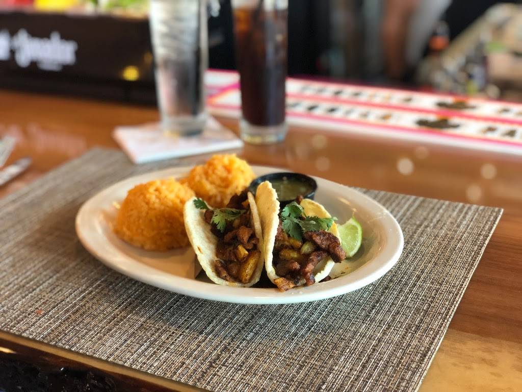 Tios Latin American Kitchen | restaurant | 40 Shelter Cove Ln #181, Hilton Head Island, SC 29928, USA | 8438428467 OR +1 843-842-8467