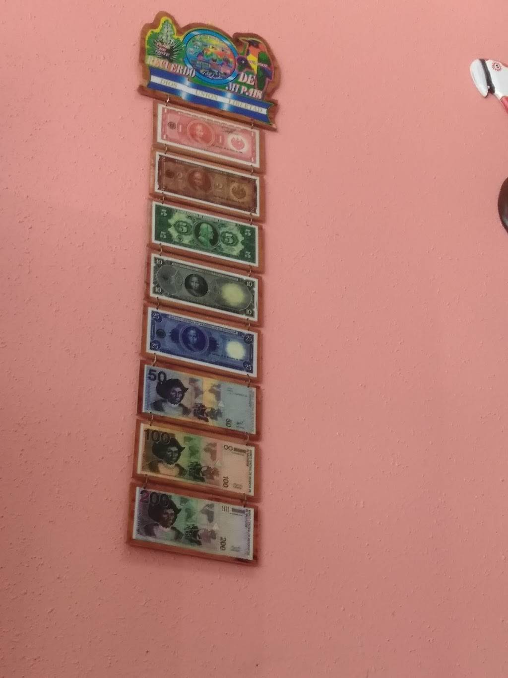 Rosies | restaurant | 6440 W 43rd St, Houston, TX 77092, USA | 7136885993 OR +1 713-688-5993