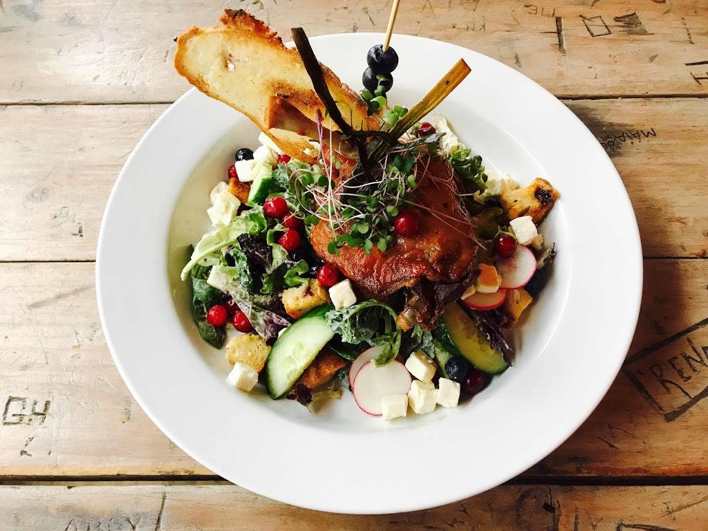 Nikosi Bistro Pub | restaurant | 721 Chemin Riverside, Wakefield, QC J0X 3G0, Canada | 8194593773 OR +1 819-459-3773